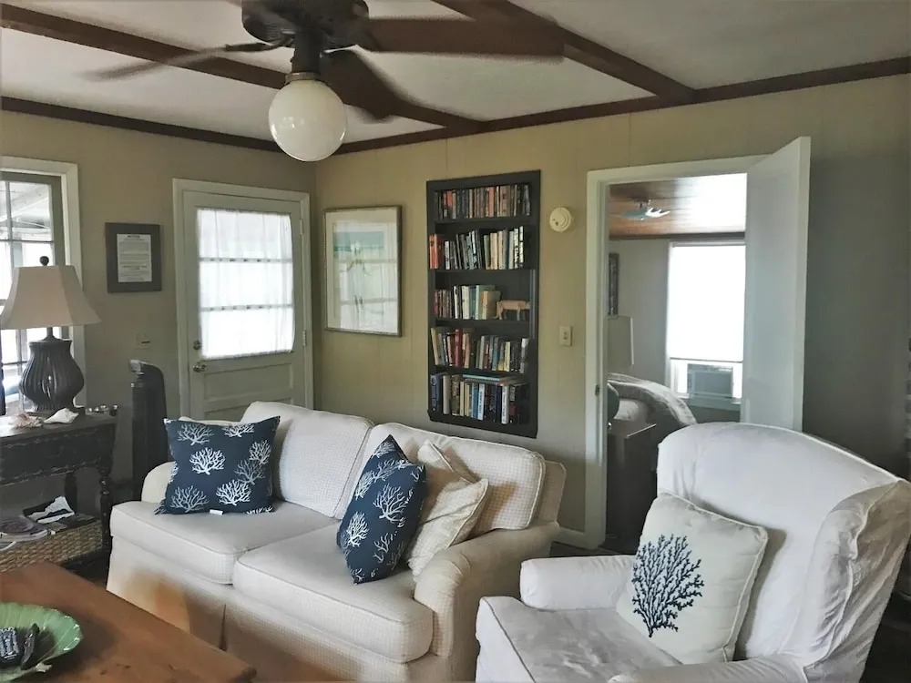 Decked Out - 4 Br Home