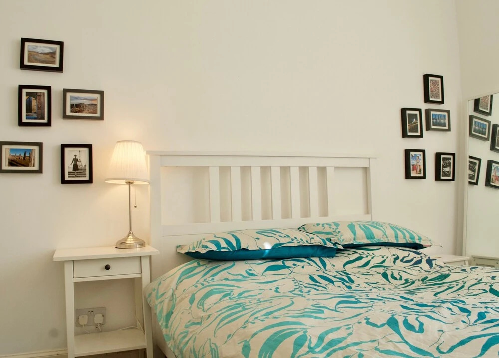 1 Bedroom Ground Floor Flat In Stockbridge