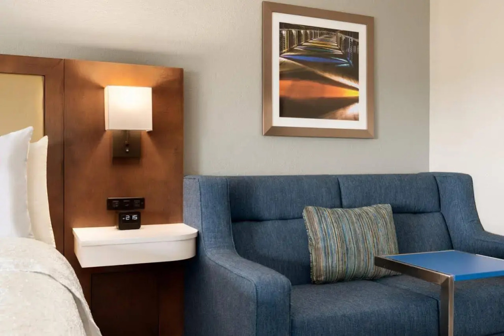Hampton Inn West Des Moines Lake Drive