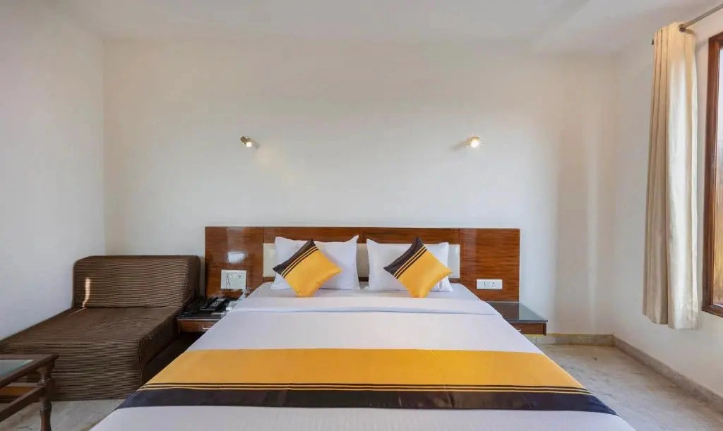 Itsy Hotels Svaruchi Inn