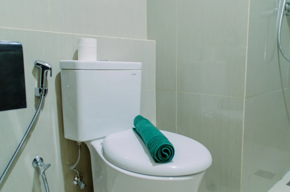 Stunning 1Br Without Living Room at Bintaro Embarcadero Suites Apartment