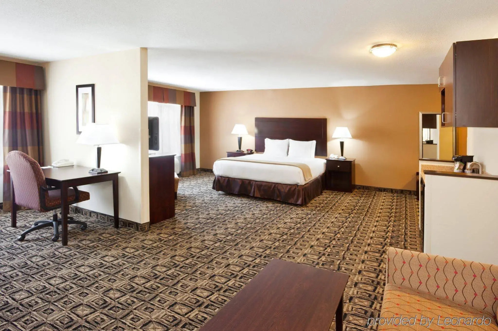 Holiday Inn Express & Suites Zanesville North by IHG