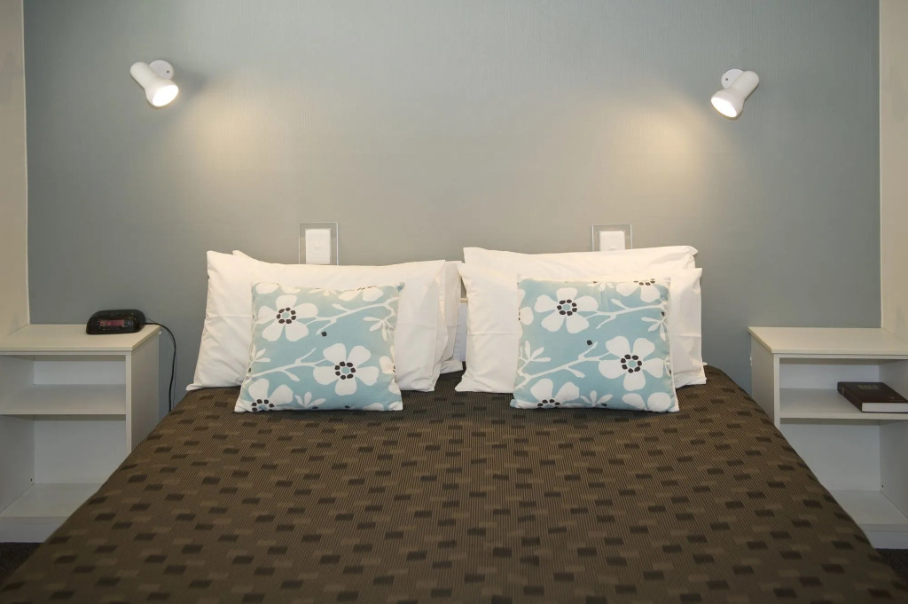 The Oceanside Motel