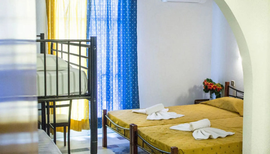 Mare Naxia Hotel