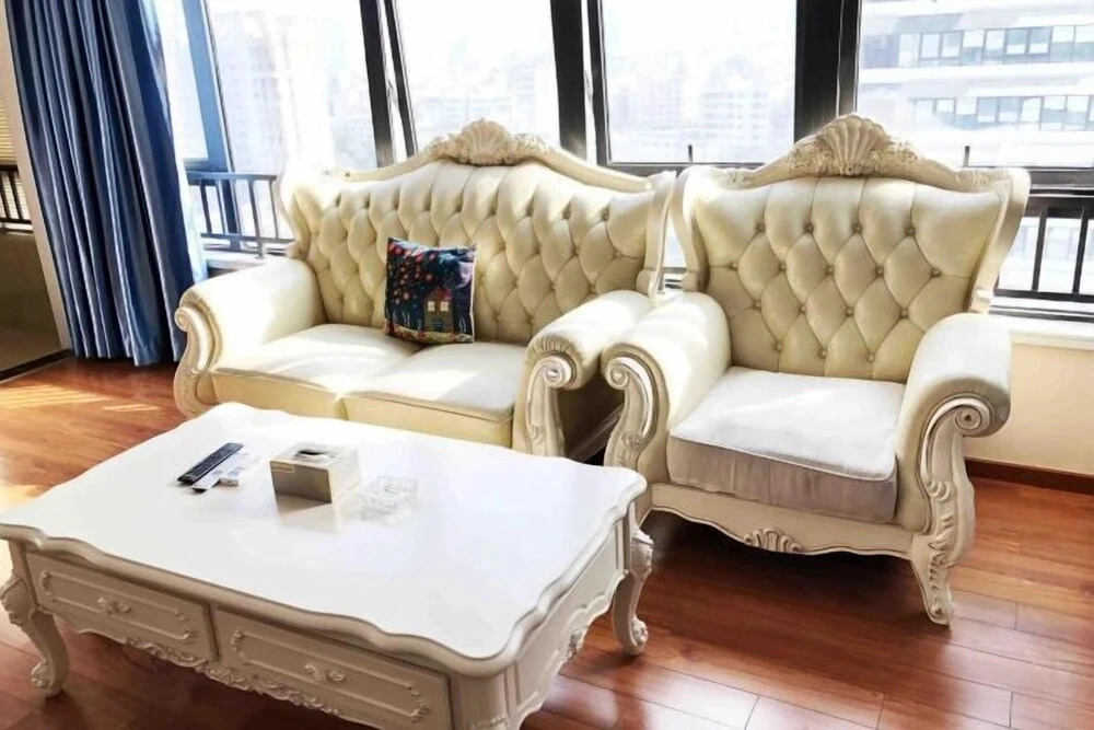 Shili Taohua Theme Apartment