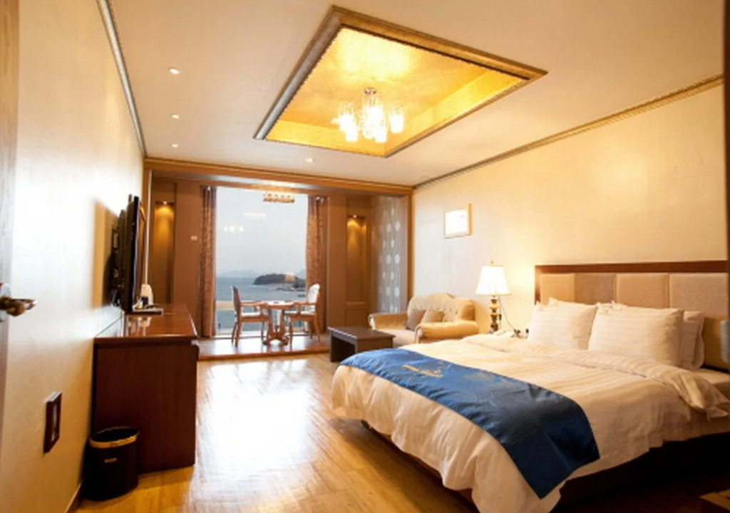 Yeosu Beach Hotel