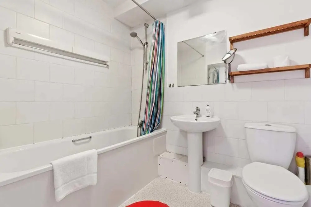 Spacious 2bdr Apt for 4p, Near Trendy Hackney