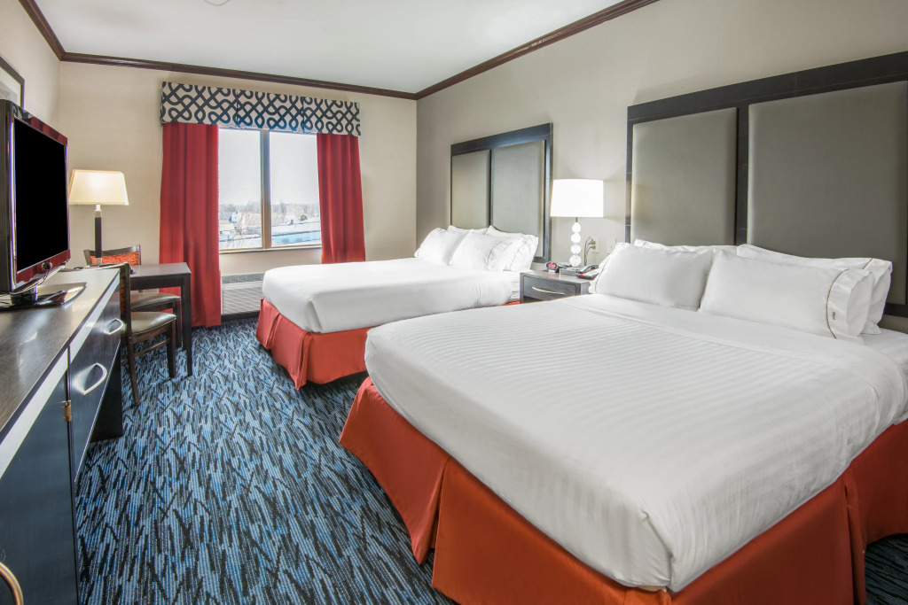 Holiday Inn Express Cleveland Airport - Brook Park by IHG