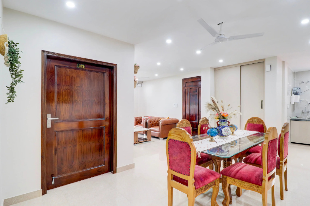 Super Townhouse Rispana River Dehradun Formerly Nivasa Home Stays