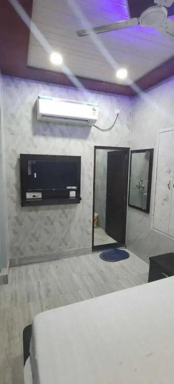 Lal Mani Kothi Homestay