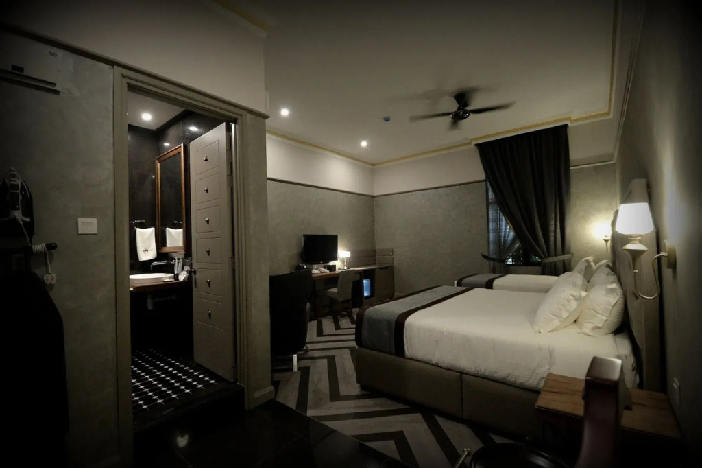 1969 Business Suites @ Ipoh Garden