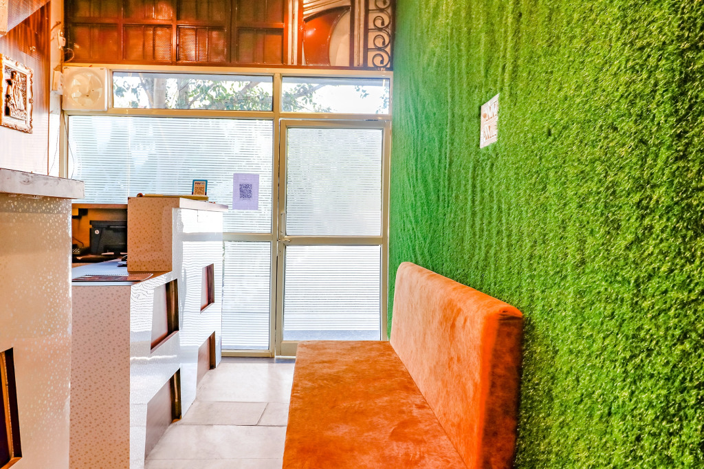 FabHotel Royal Vilas