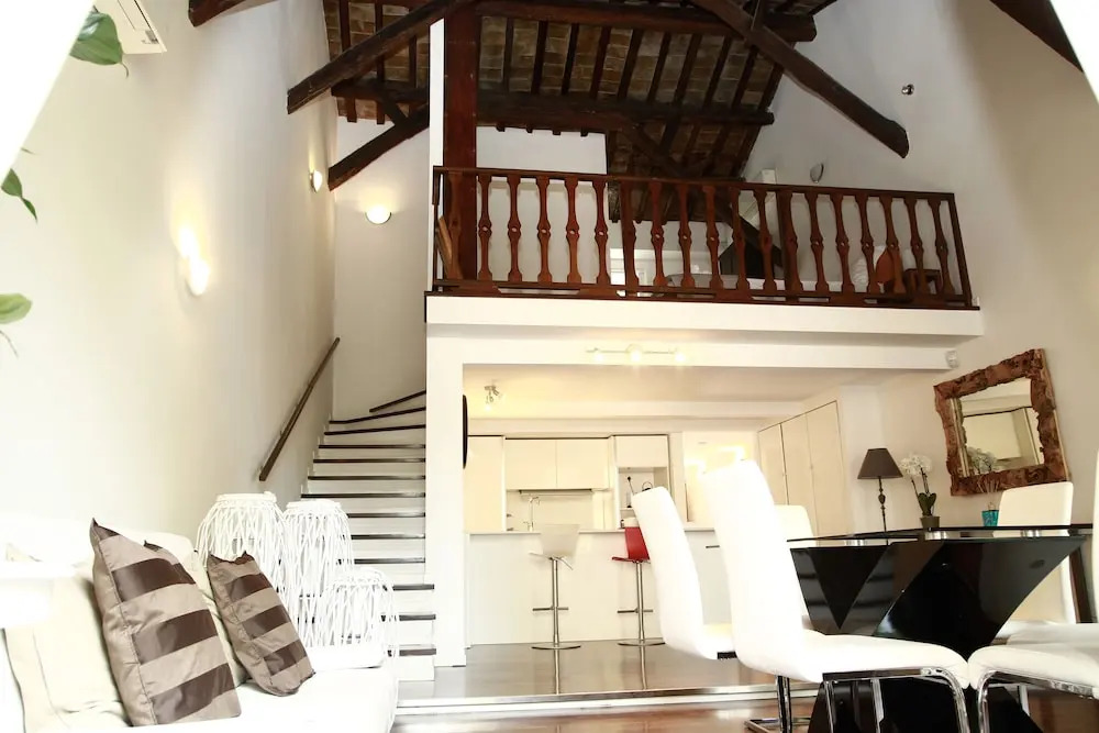 Vicolo Moroni Apartment