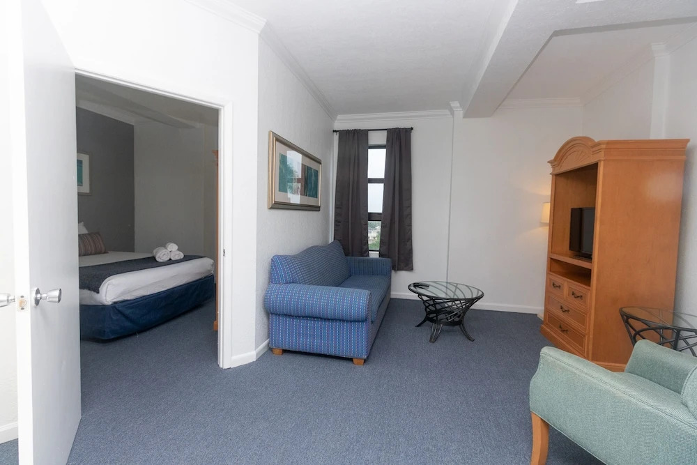 606 Apt Hollywood Beach