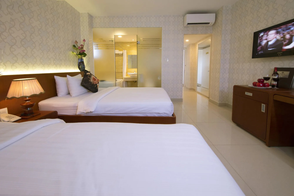 Golden Star Hotel