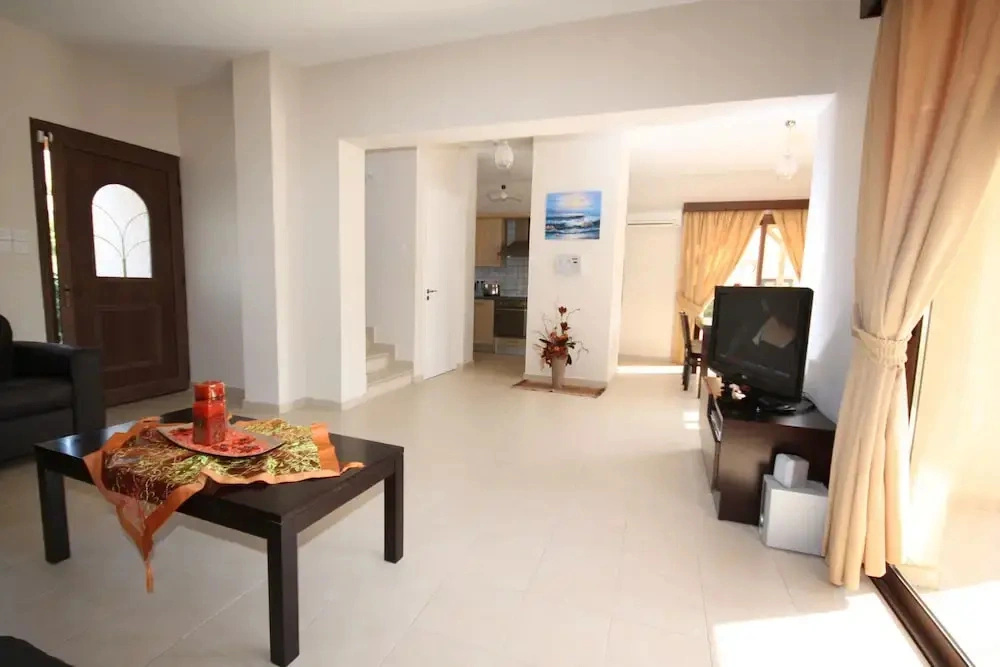 Luxury Villa Rental, Two Bedroom Villa with private pool and garden