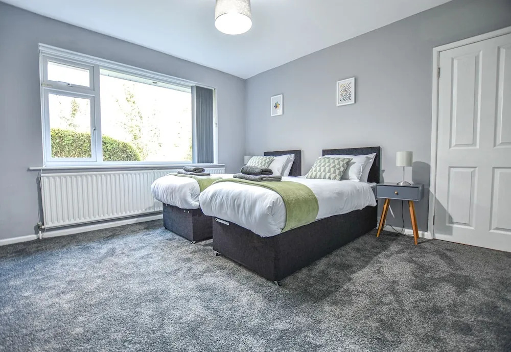 Lovely Spacious 4bed Home Manchester
