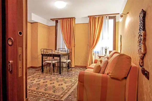 Juice Glam Apartments
