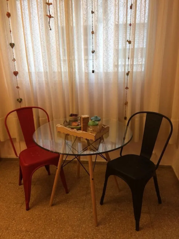 Tu lugar - Adults Only