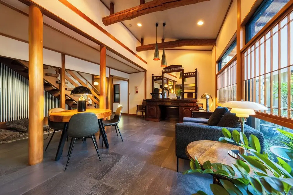 旅館 はちすの糸 Ryokan HachisunoIto