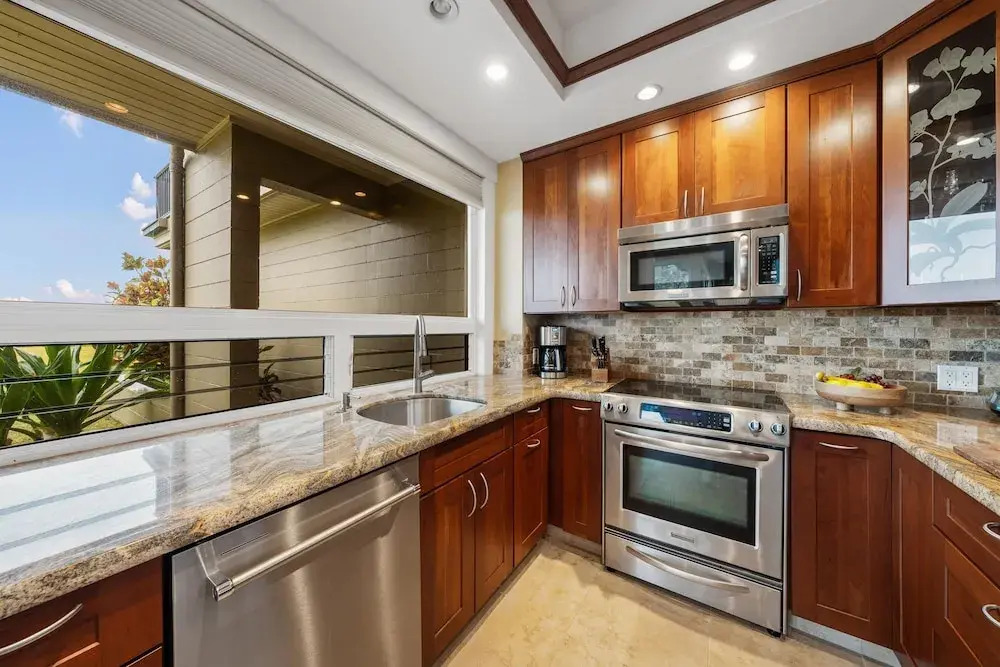 Kapalua Bay Villas 35G2 · KBV 35G2 LUXE OceanFront w Oceanview |