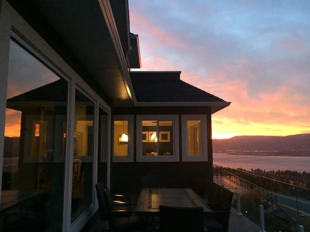 Skyhouse