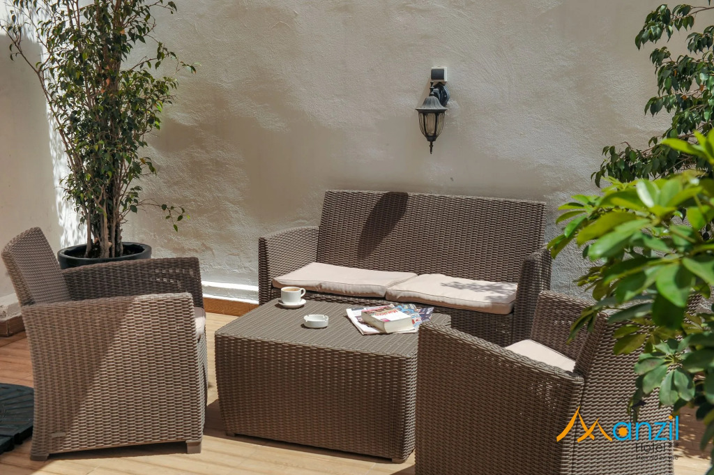 Manzil Hotel