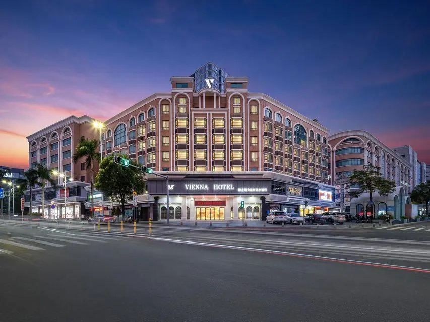 Vienna Hotel Shenzhen Dalang Clothing Base Branch