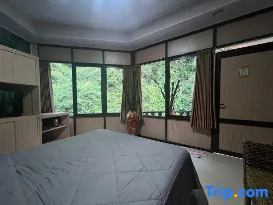 Kampung Karuhan Eco Green Park Sumedang