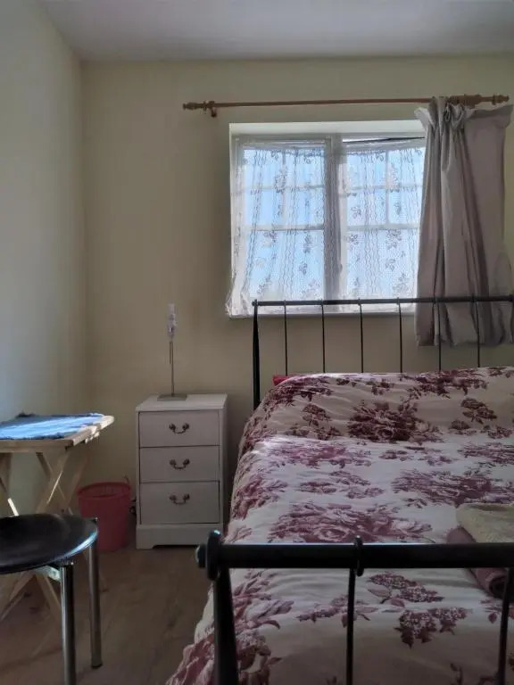 1 Double room with shared bathroom