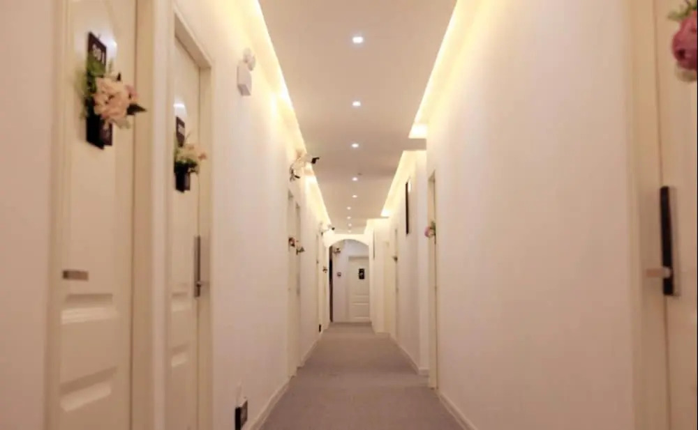 Love Flower Hostel