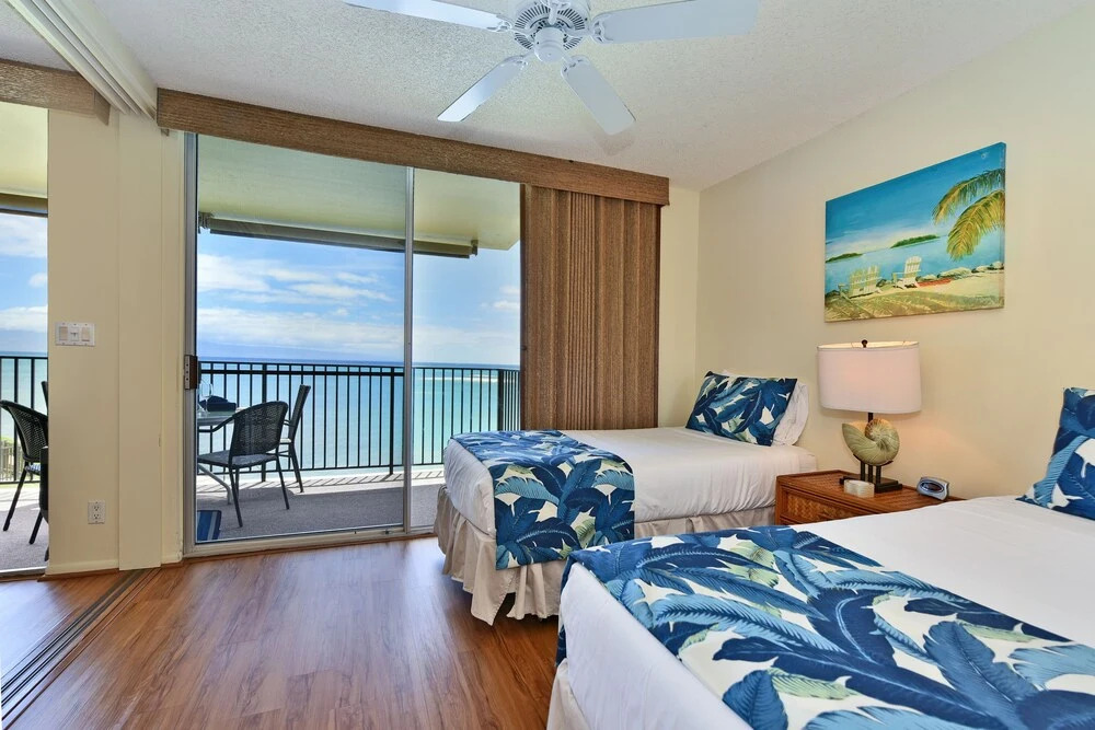 Hololani Resort