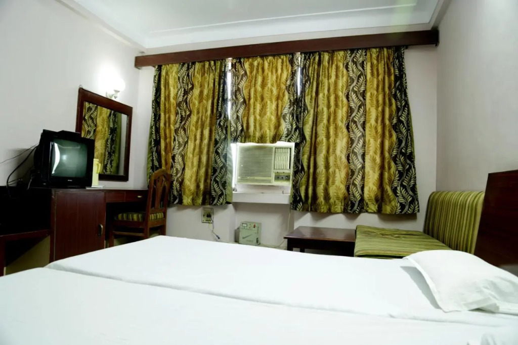 Hotel Prayag