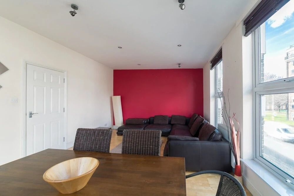 NEW Superb 2BD Flat Near Centre in Bermondsey