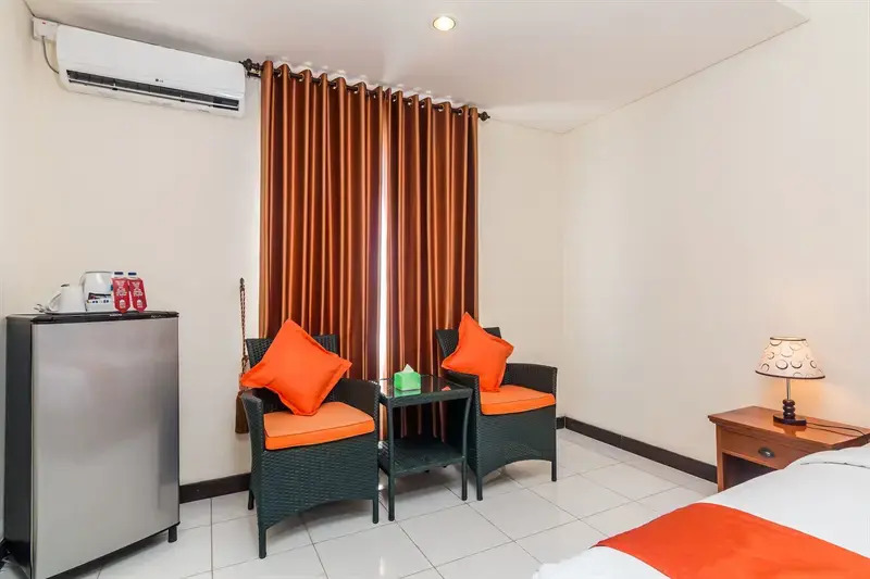 ZEN Rooms Puputan Renon