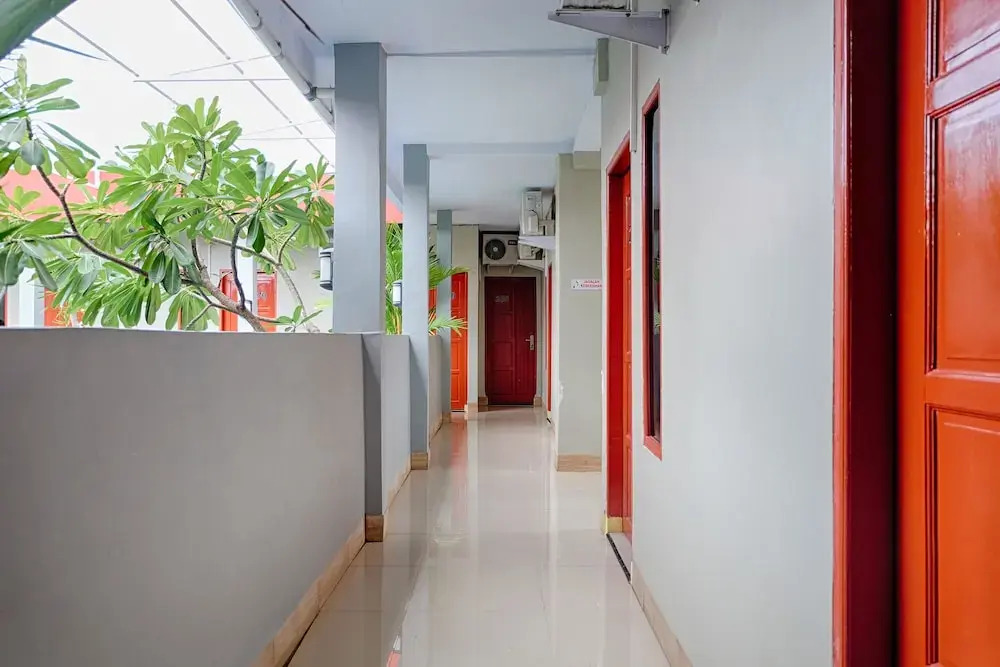 Hotel Jinan Makassar by OYO Rooms