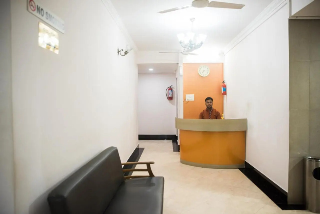 10765 Hotel Tanish