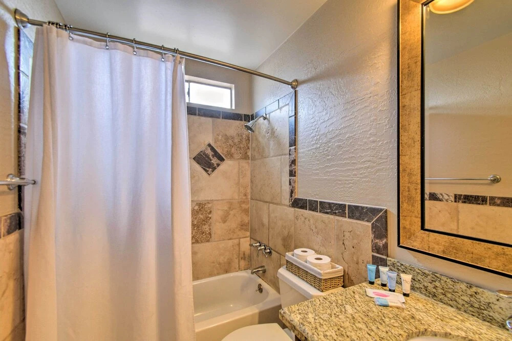 Hot Tub, Heated Pool & More! Relaxing Phoenix Home