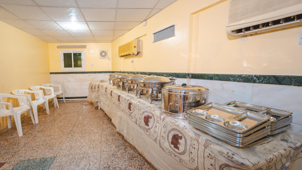 OYO 532 Shoaa Al Shaab
