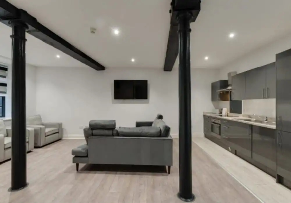 Temple Court Cavern Quarter Apartments by Happy Days