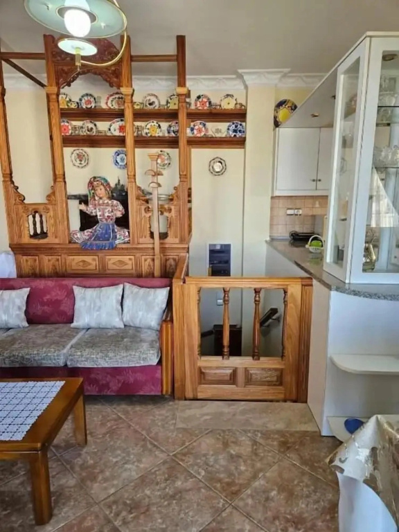Tinas House