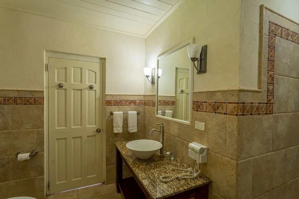 Rosalie Bay Eco Resort & Spa