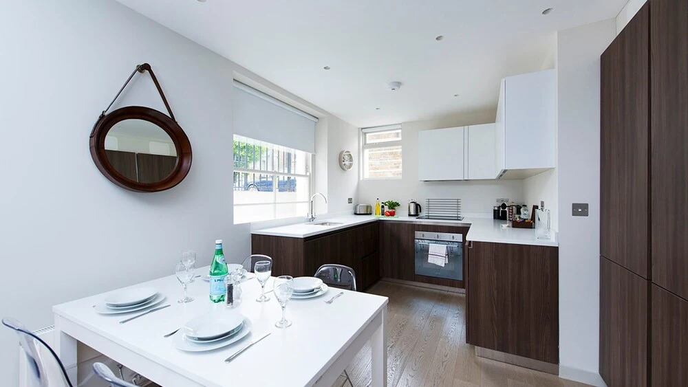 Lovely 2BR flat in West London