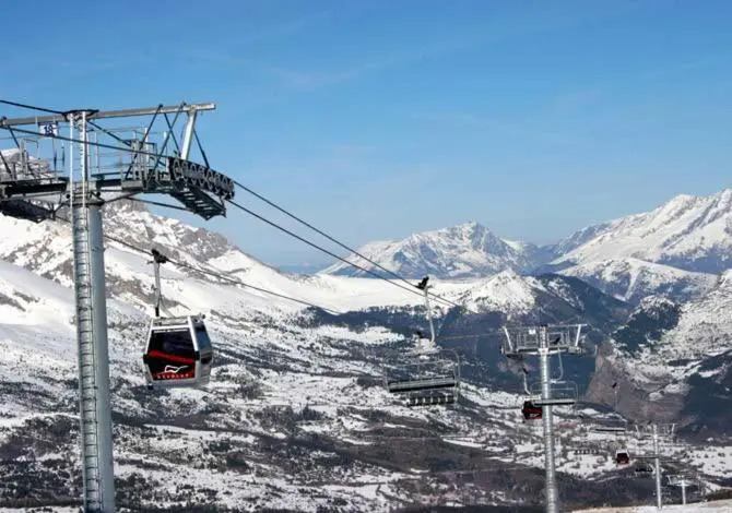 ANCOLIE 23 Les Chalets de Super D
