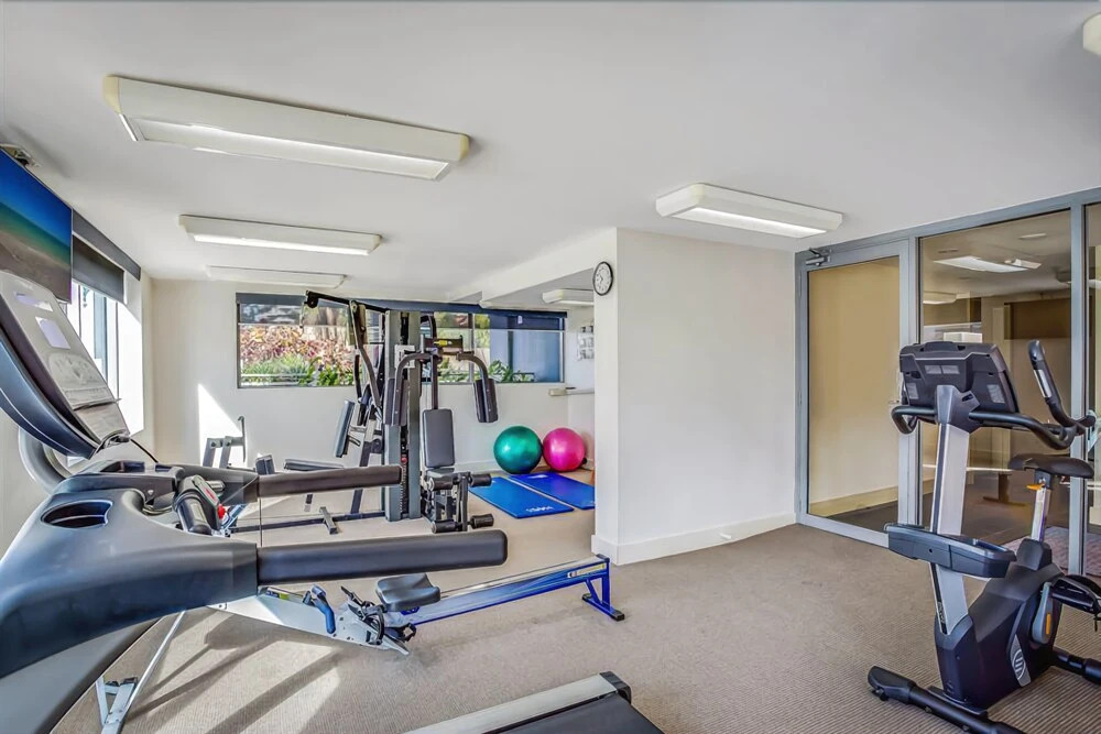 Broadbeach on the Park 2 Bedroom Apartment