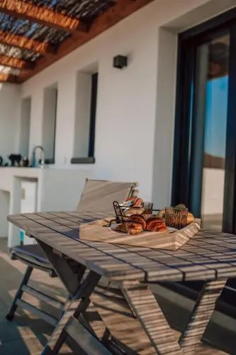 Ble Kythnos Suites