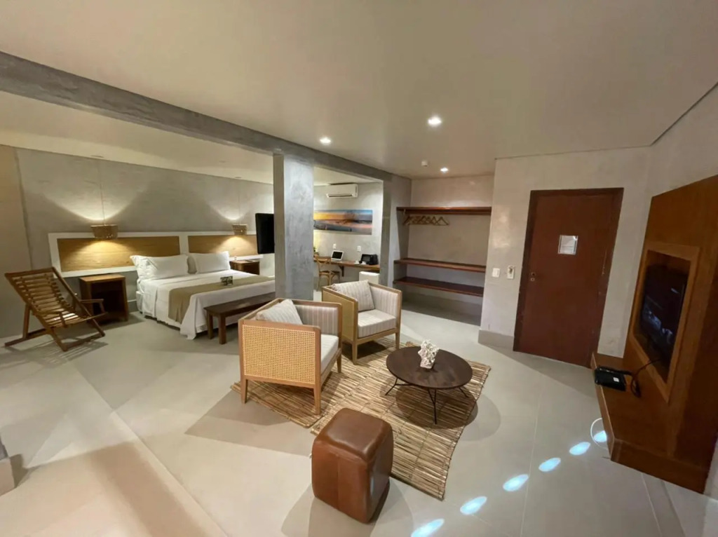 Hiu Hotel