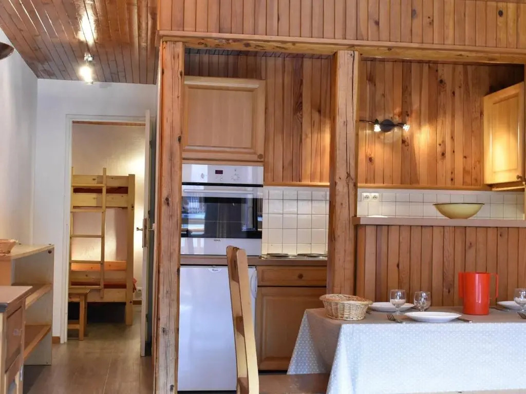 Appartement Méribel, 1 pièce, 5 personnes - FR-1-180-4
