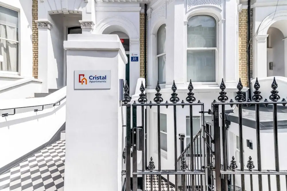 Coleherne Road Residence I