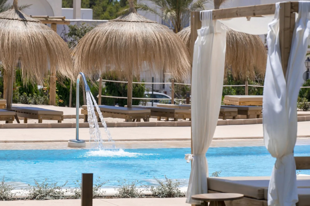 Eques Petit Resort